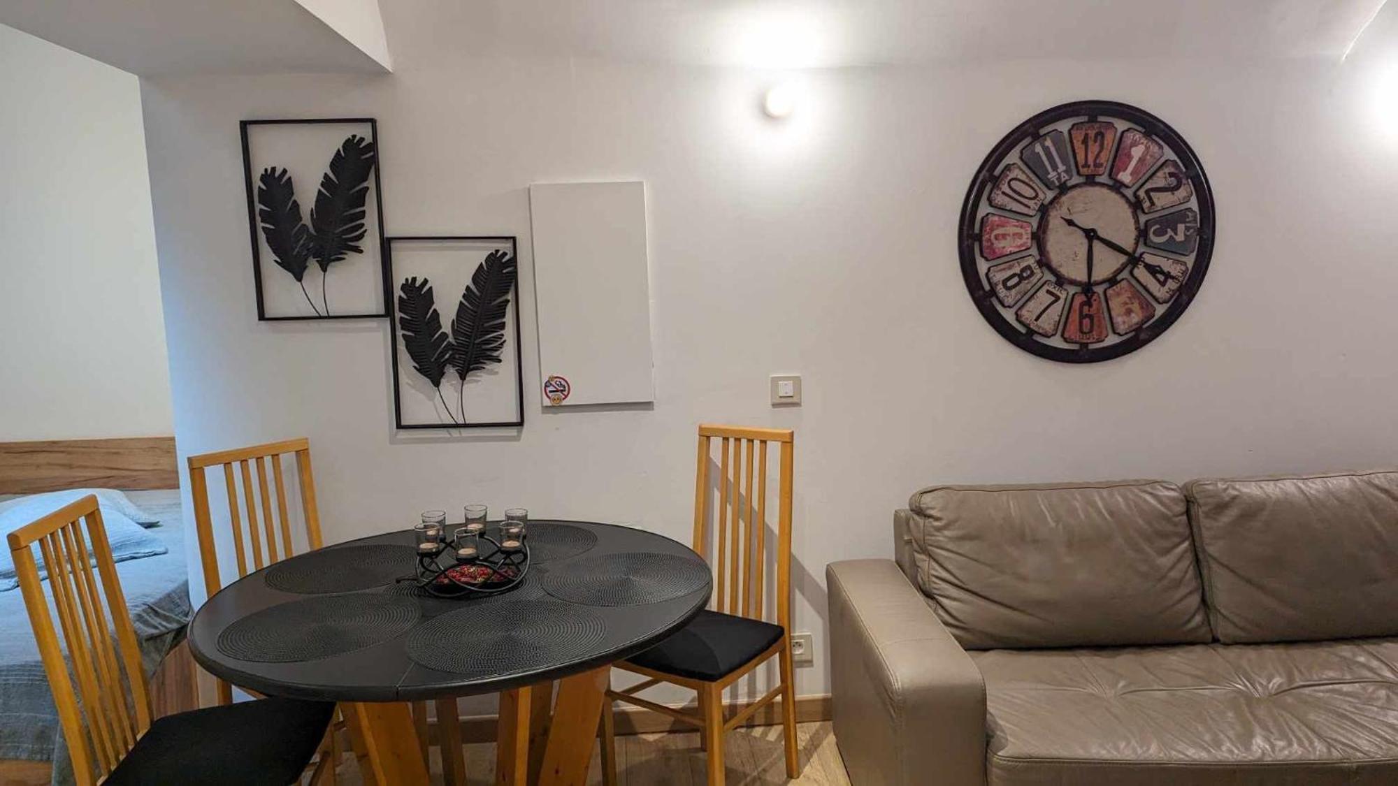 Appartement 30M² Pourrieres Ngoại thất bức ảnh